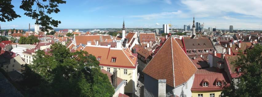 2012-07-20_1627 Panorama fromToompea Castle,Tallin, Estonia.jpg