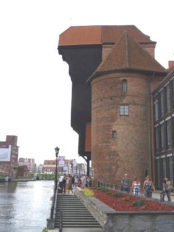 2012-07-11_1202__5578R The Crane, Gdansk, Poland.JPG