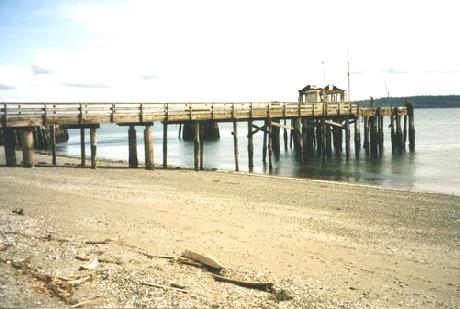 2002-04-01 1 The pier at Port Townsend - memories of 1989, Washington State